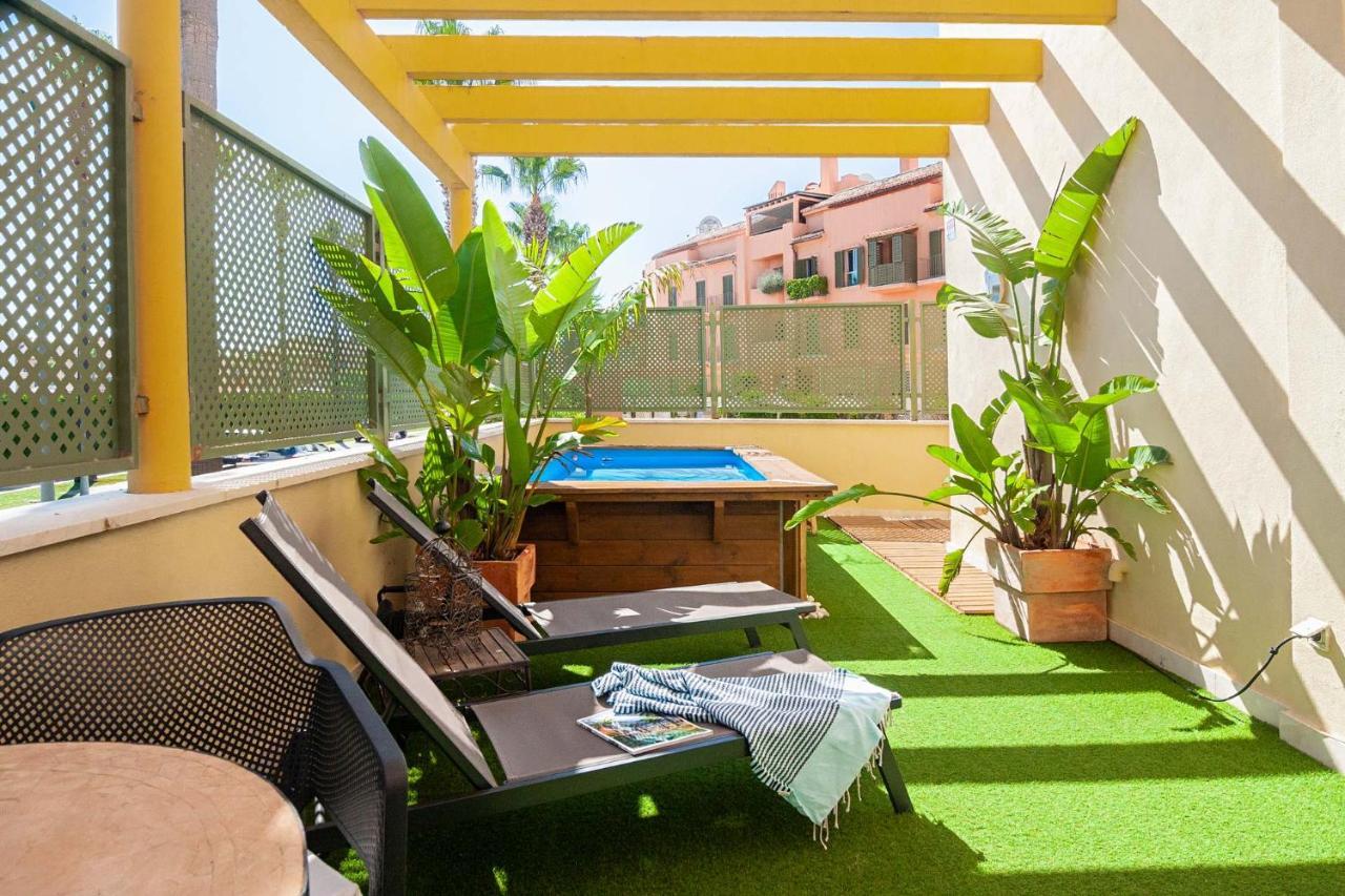 Polo Royale Waterfront Luxury Apt - 3 Terraces And Pool Sotogrande Bagian luar foto