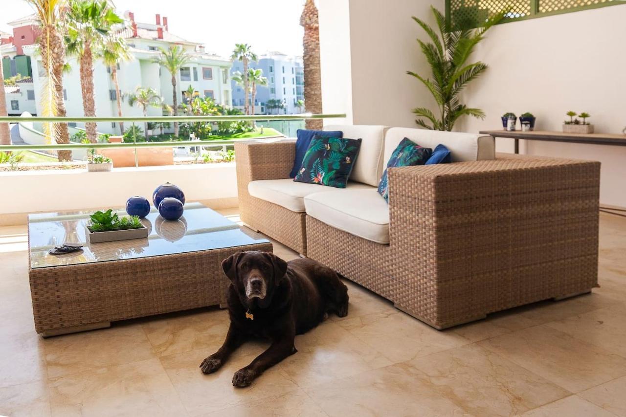 Polo Royale Waterfront Luxury Apt - 3 Terraces And Pool Sotogrande Bagian luar foto